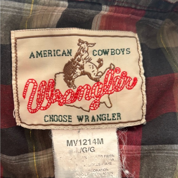 Wrangler Button Down - Picture 2 of 6